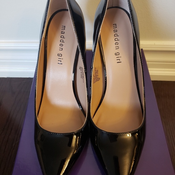 Madden Girl Ohnice Black Dress Pointed Pumps - Picture 4 of 7